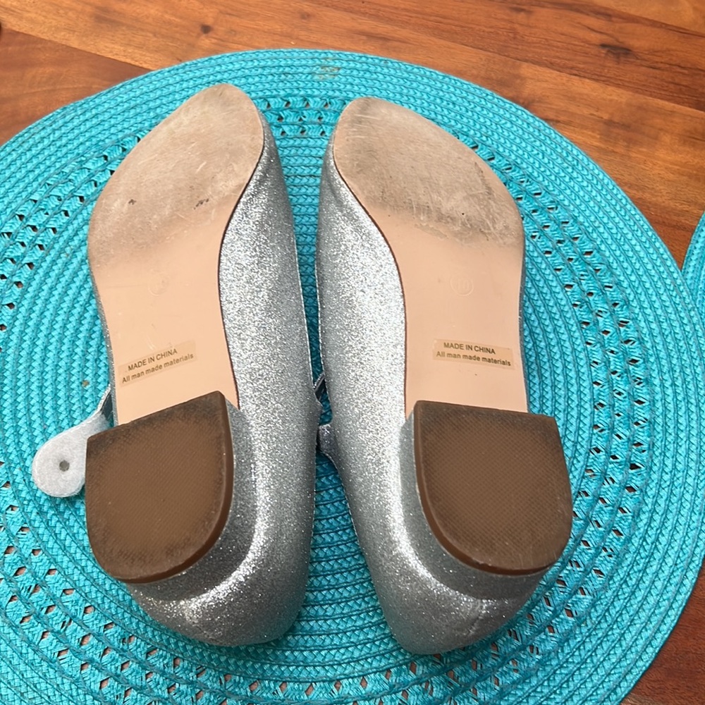 Silver Glittery Mary Jane Party Shoes - Sz 10 - Picture 8 of 11